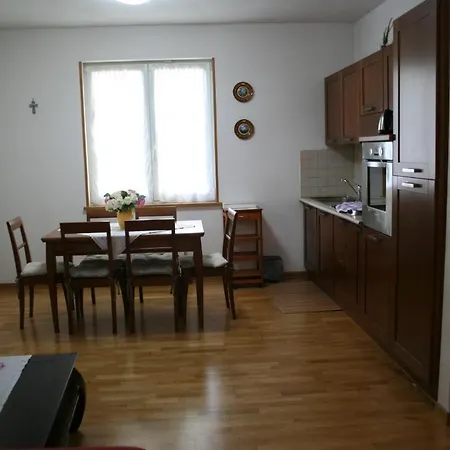 Apartment La Taverna Di Sophie